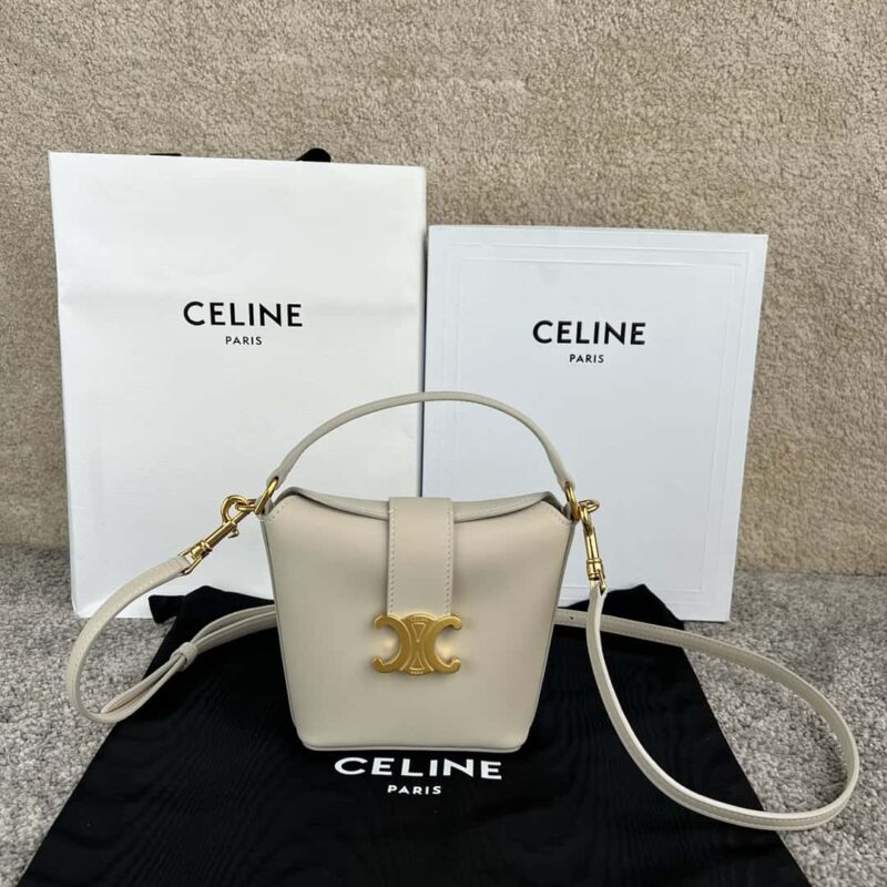 CELINE TRIOMPHE迷你光滑牛皮革水桶包 10K943米白色