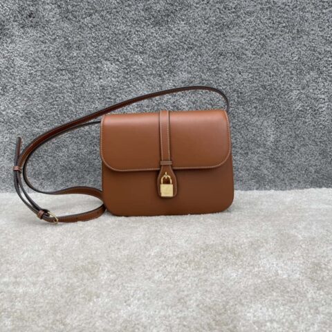 CELINE TABOU中号光滑牛皮革手袋 196584棕色