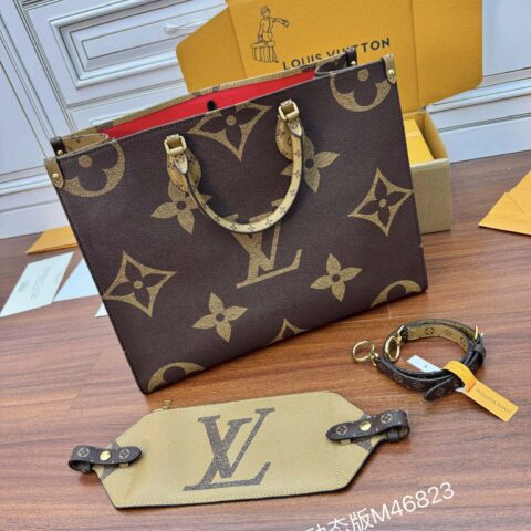 LV M46823 ONTHEGO VOYAGE 手袋