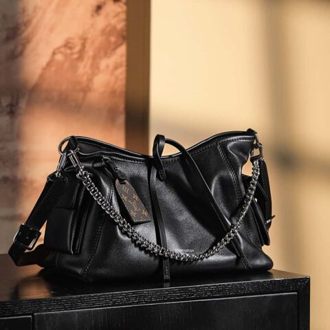 LV M24861 CarryAll Cargo PM