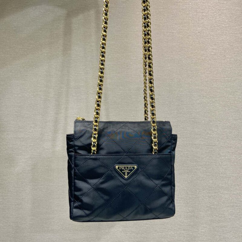 PRADA🎉中古斜挎包🎉🎉🎉1BD647