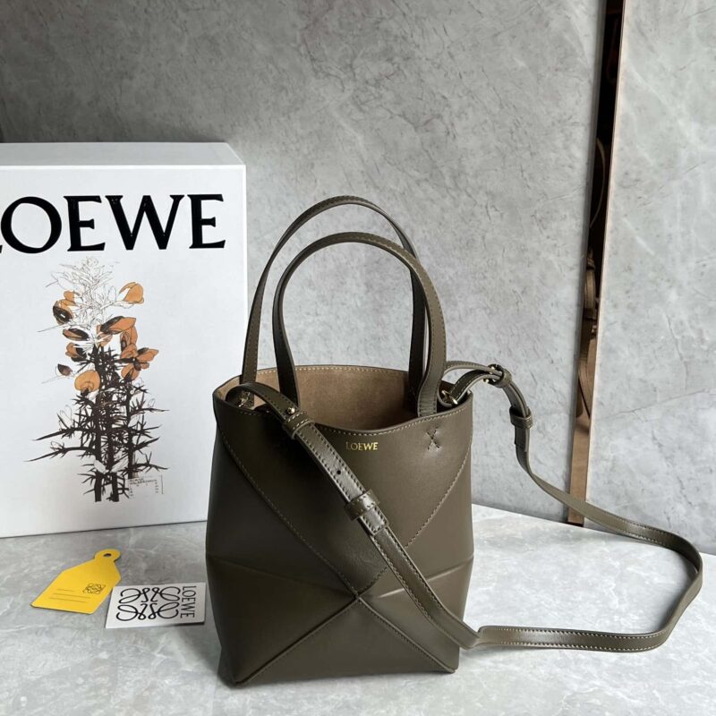 LOEWE puzzle fold 系列可折叠托特包 0695墨绿色