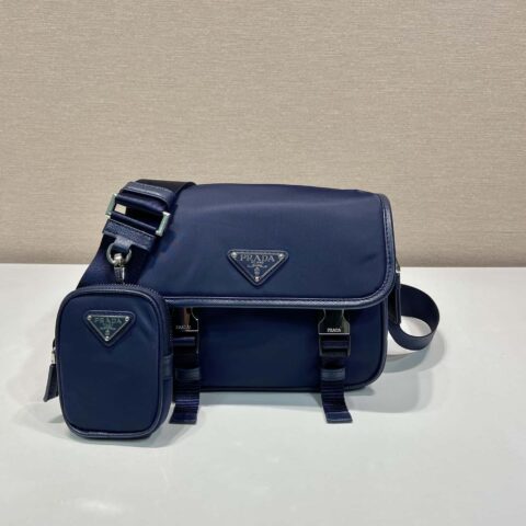 prada 🎉新款邮差包🎉2VD034