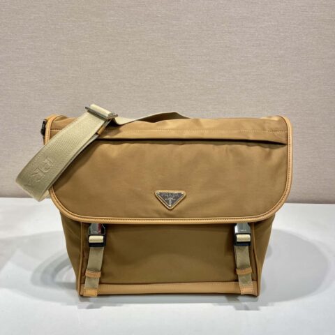 prada 🎉新款邮差包🎉🎉2VD052A