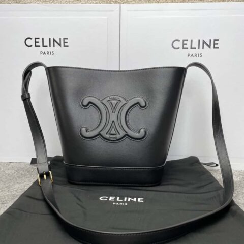 celine CUIR TRIOMPHE小号光滑牛皮水桶包 198243