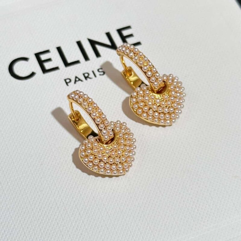 ❗️新品❗️ ☀️原单货 ☀️新款☑️ Celine瑟琳简约风珍珠桃心爱心耳钉耳环 ☀️