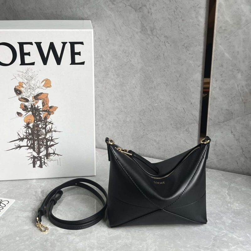 LOEWE 𝐩𝐮𝐳𝐳𝐥𝐞 𝐟𝐨𝐥𝐝 𝐩𝐨𝐮𝐜𝐡麻将包 0696黑色