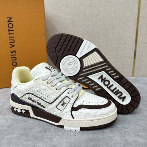 💋💍L家新品 TRAINER 棋盘格运动鞋系列1ACR5K LV TRAINER 运动鞋