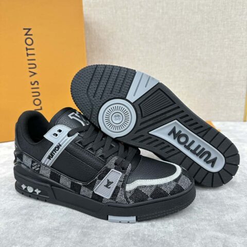💋💍L家新品 TRAINER 运动鞋系列LV TRAINER 运动鞋 1ACPSF