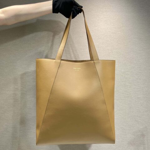PRADA🎉新款托特包🎉2VG122棕色
