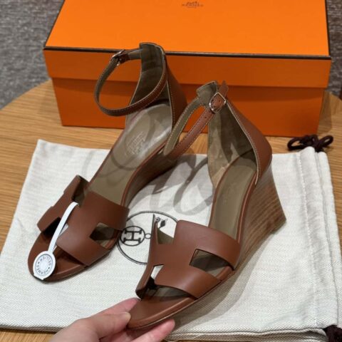 HERMES 021 Legend 高跟凉鞋 小牛皮/calfskin 金棕色/ck37/gold