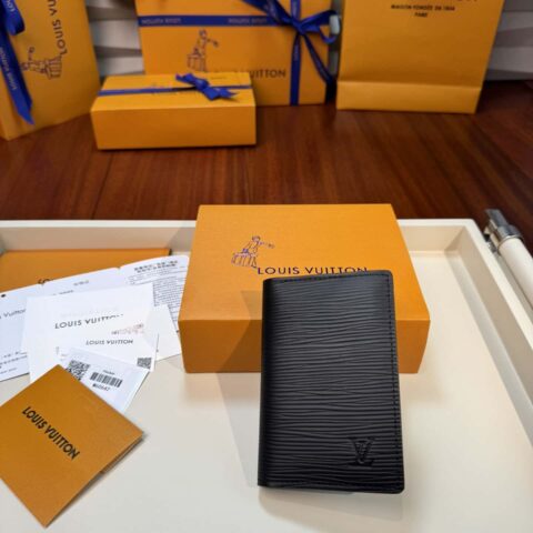LV 口袋钱夹 M60642特级
