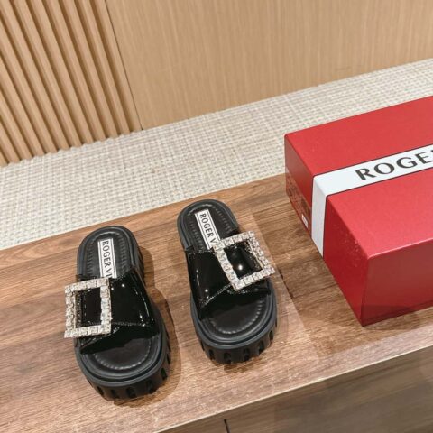 𝐑𝐎𝐆𝐄𝐑 𝐕𝐈𝐕𝐈𝐄𝐑  罗杰维维亚新款饼干厚底拖鞋