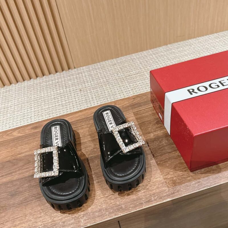 𝐑𝐎𝐆𝐄𝐑 𝐕𝐈𝐕𝐈𝐄𝐑  罗杰维维亚新款饼干厚底拖鞋