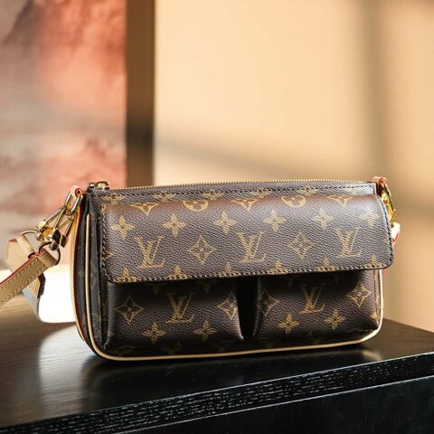 LV 𝐕𝐈𝐕𝐀𝐂𝐈𝐓𝐄 中古骆驼包系列# M46999
