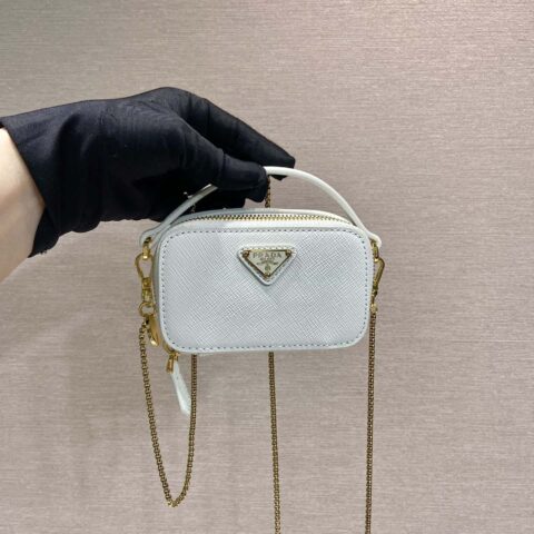 PRADA🎉迷你小斜跨包🎉1NR025十字纹牛皮 白色