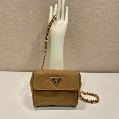 PRADA🎉中古mini🎉🎉🎉1BD643迷你号新色
