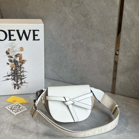 LOEWE 字母寛肩带马鞍包MiniGateDual手袋 0672