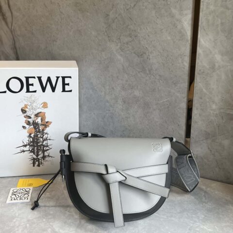 LOEWE 升级版字母寛肩带马鞍包GateDual手袋 0671