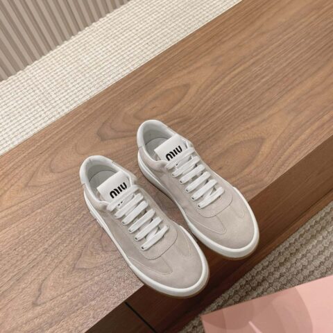 miumiu ss24 new arrival～ miu家2024早春新品系带休闲鞋 这款系带休闲鞋