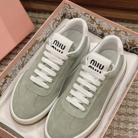 miumiu ss24 new arrival～ miu家2024早春新品系带休闲鞋 这款系带休闲鞋