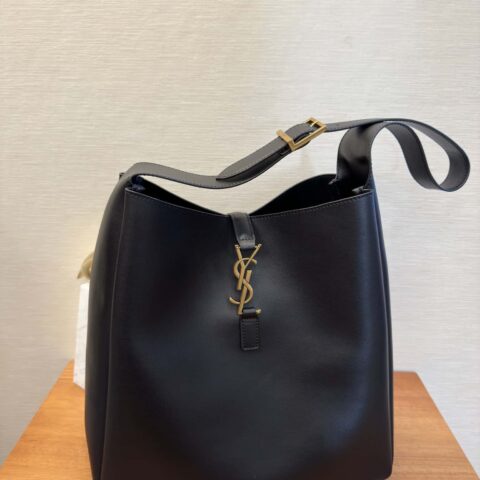YSL🆕 大号𝗛𝗼𝗯𝗼腋下包 753837