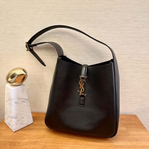YSL🆕秋冬新款Hobo腋下包 713938黑色
