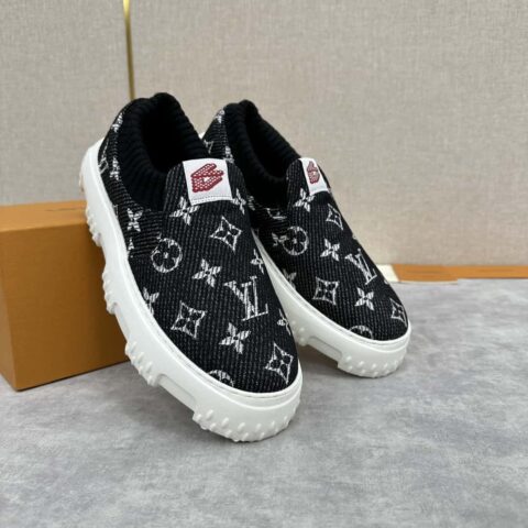 💋💍 L 家新品 Louis Vuitto* L*V SPACE LANDER 套穿式便鞋