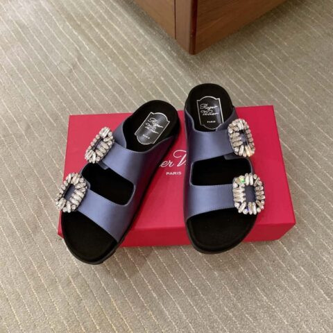 Roger vivier 2024年夏季slidy viv' 凉拖