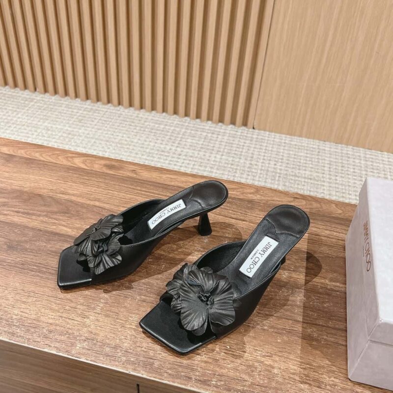 【莞产】𝐉𝐢𝐦𝐦𝐲 𝐂𝐡𝐨𝐨#周仰杰新款蝴蝶结小猫跟拖鞋