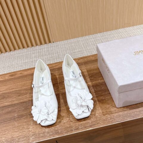【莞产】𝐉𝐢𝐦𝐦𝐲 𝐂𝐡𝐨𝐨#周仰杰新款花朵玛丽珍单鞋
