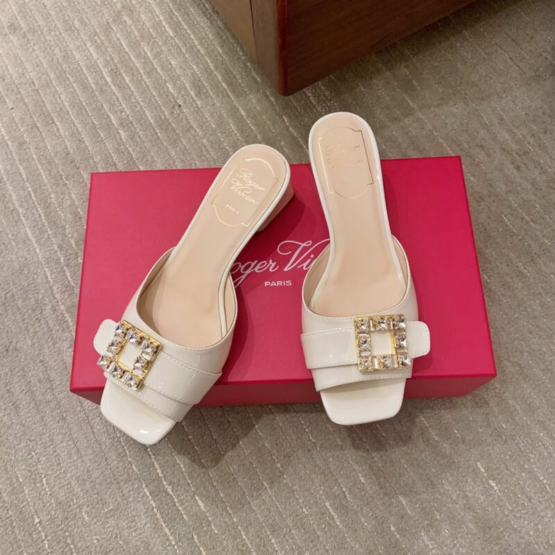 【Roger Vivier 代购级别】穆勒凉拖 Très Vivier 系列 RV钻扣穆勒粗跟拖鞋