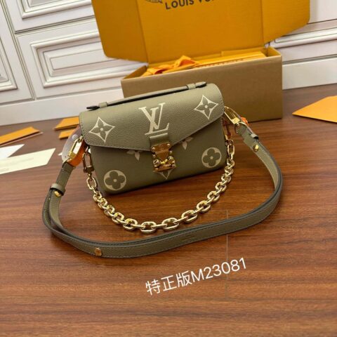 LV M23081 POCHETTE MÉTIS EAST WEST 手袋