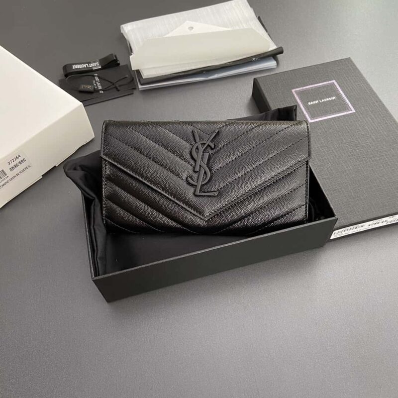 YSL MATELASSE翻盖粒面压印皮革钱包 372264