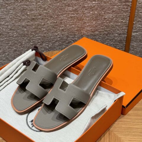 HERMES 181 Oran 拖鞋 M8/Gris Asphalte/沥青灰 Epsom/掌纹
