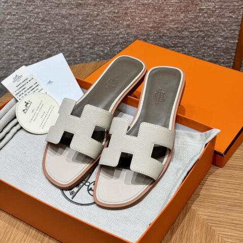 HERMES 181 Oran 拖鞋 10/Craie/奶昔白 Epsom/掌纹