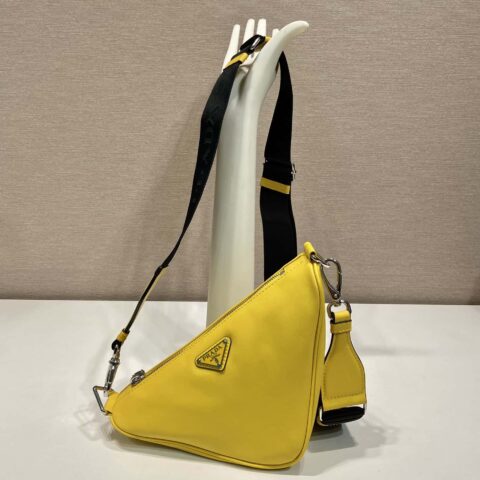PRADA🎉升级板三角包🎉2VH155平纹 黄