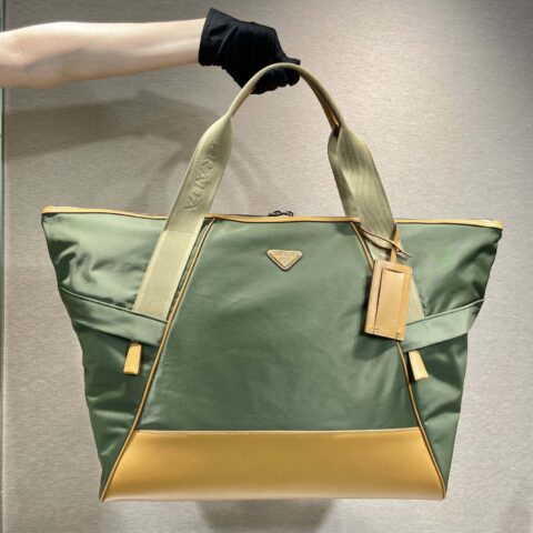 PRADA🎉新款旅行包🎉2VC040