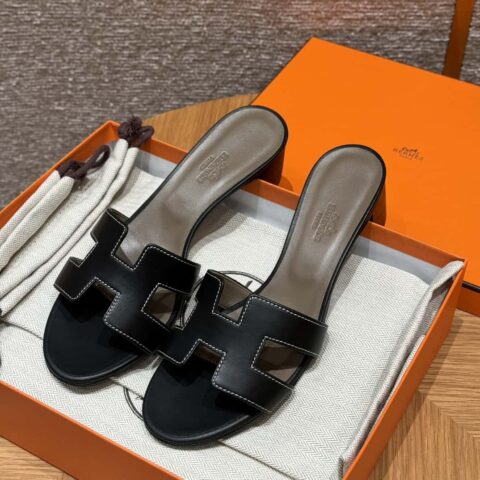 HERMES 185 Oasis 高跟凉拖 黑色/ck89/noir 平纹 /Swift