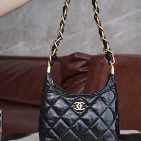 CHANEL高级手工坊 Hobo黑色 小号 正品皮 AS4922