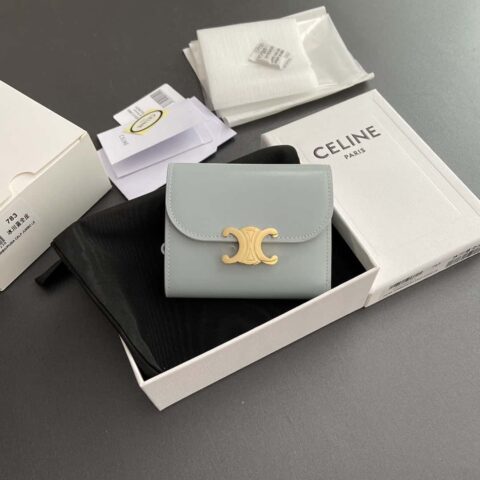 CELINE TRIOMPHE亮泽牛皮革钱包 10D782CQH.04LU783
