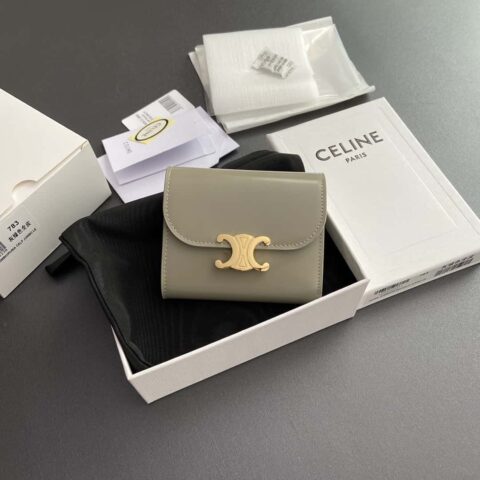 CELINE TRIOMPHE亮泽牛皮革钱包 10D782CQH.04LU783