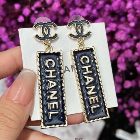 ❗️新品❗️☀️新款☑️ 香奈儿c2双c牛仔长条形字母耳钉耳环 ☀️