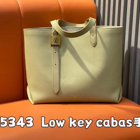 【原单精品】M25341绿色 全皮购物袋Low key cabas手袋 M25341 黑色 M25342 棕色 M25343栋石绿2024最新秋冬新款Low Key Cabas 中号手袋