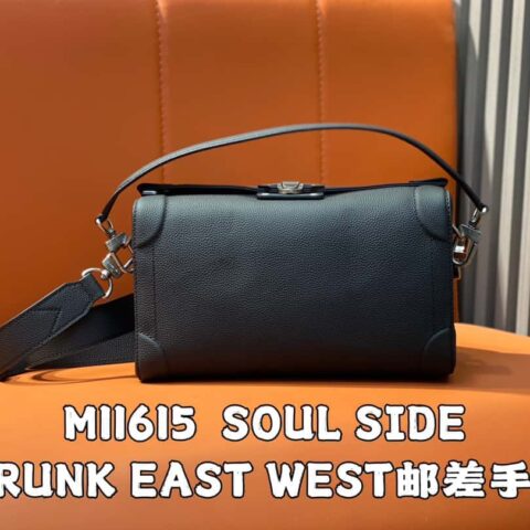 【原单精品】M11615黑色全皮男包邮差包系列 SOUL SIDE TRUNK EAST WEST邮差手袋