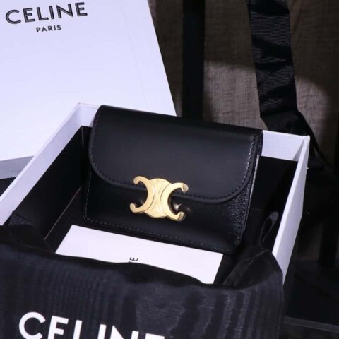 【特级品质 全钢五金】💃🏻CELINE最新款TRIOMPHE牛皮翻盖卡包款号:101583