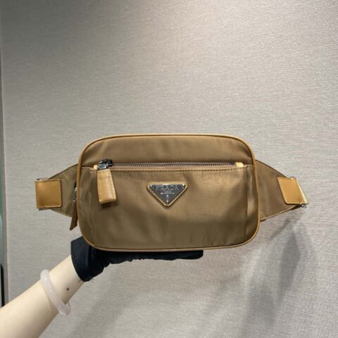 PRADA🎉经典爆款🎉2VL977软木色