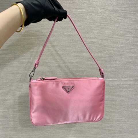 PRADA🎉新款腋下包🎉1NI545🎉🎉粉色