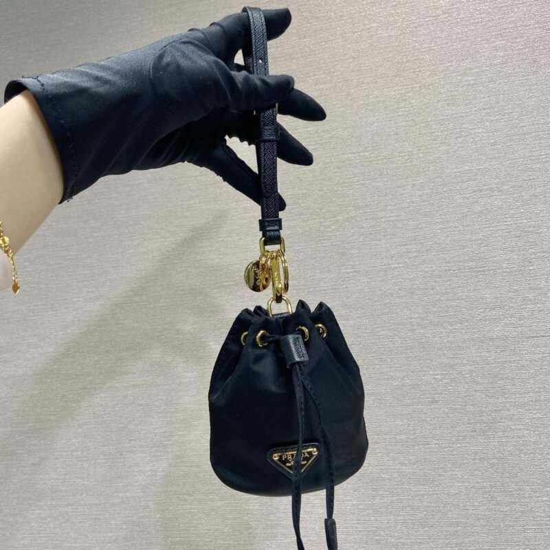 PRADA🎉mini水桶包🎉1TT202新品🎉🎉黑色