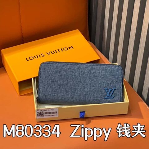【原单精品】M80334蓝色 全皮单拉链钱包系列 本款横向的Zippy 钱夹